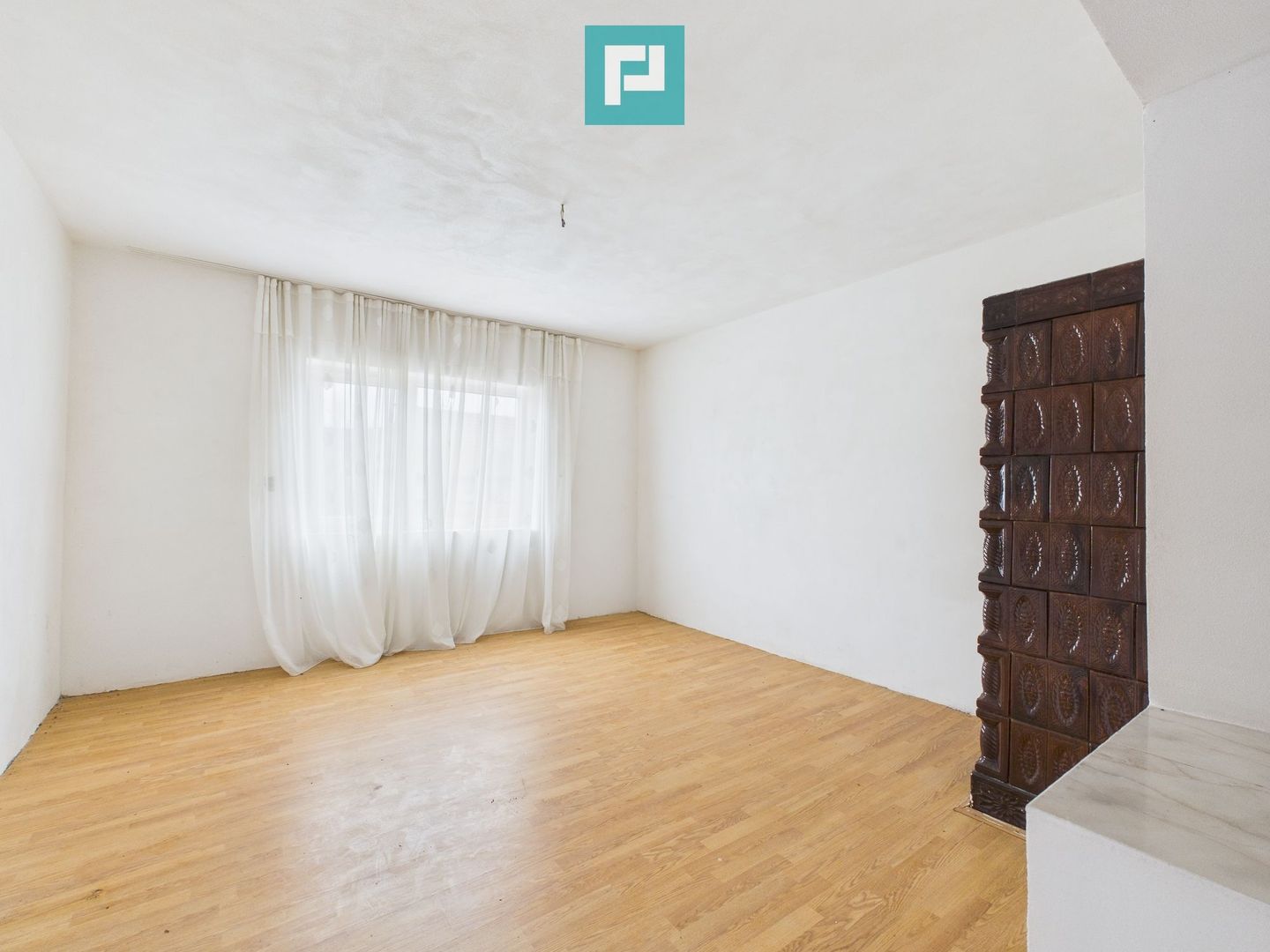 Casă modernă P+1, cu magazin, lângă orașul Sebiș - Poză 6