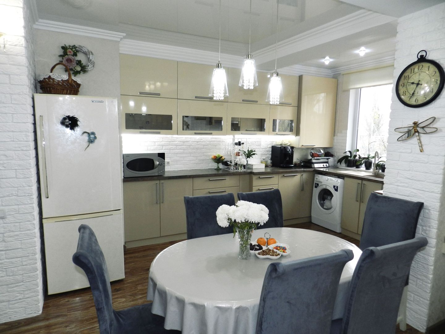 Apartament cu două dormitoare și living comasat cu bucătărie - Poză 6