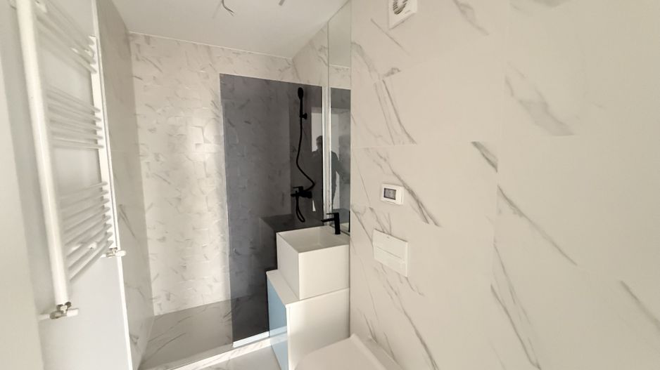 3 camere Parcul Carol 85 mp vedere panoramica - Poză 12