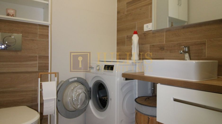 Vivalia -Take Ionescu; loc de parcare - Poză 14