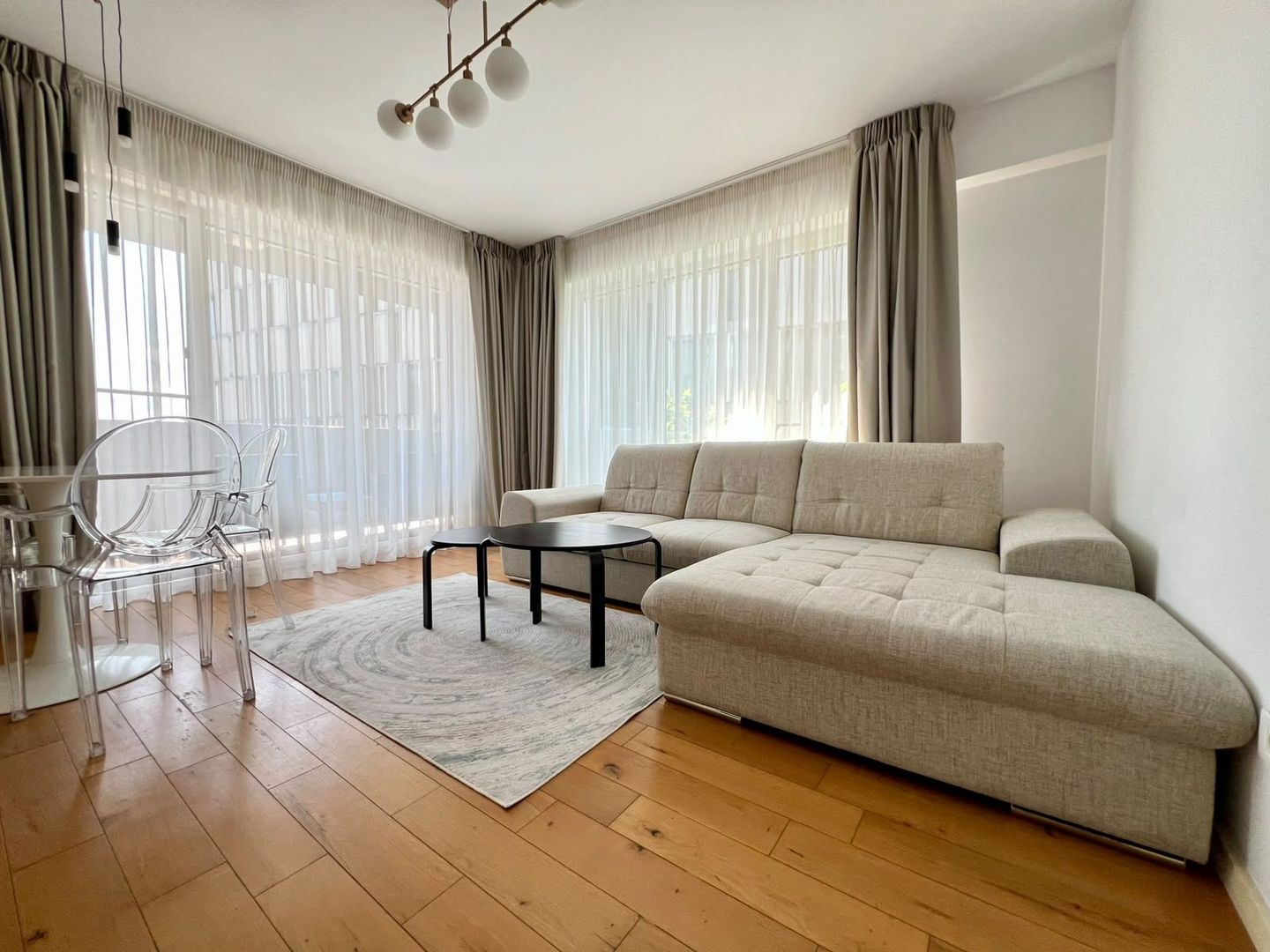 Apartament 2 camere, Aviatiei, balcon 9,5 mp - Poză 2