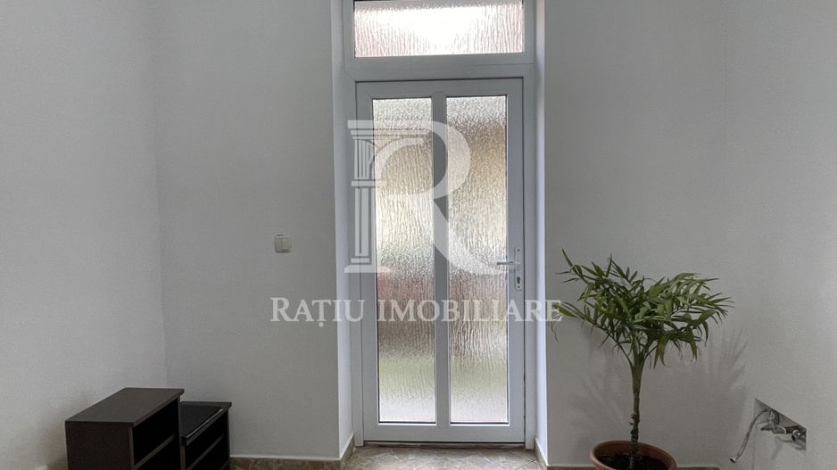 Spațiu birou/cabinet de inchiriat  | Zona centrala  | Oradea - Poză 2