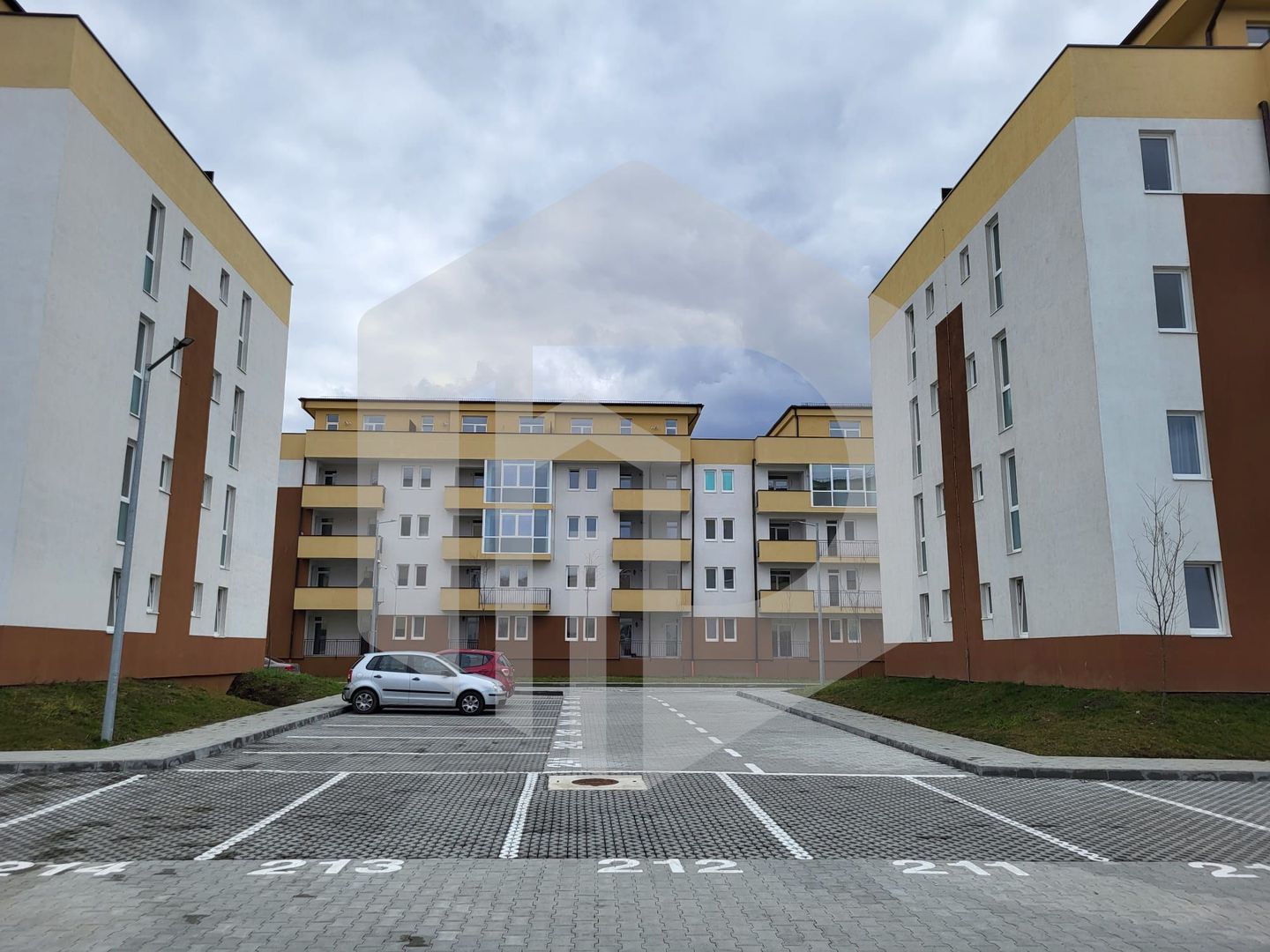 Henri Coanda | Apartament 2 Camere | Bucatarie Separata | Intabulata - Poză 2