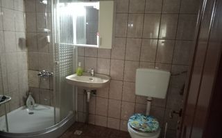 Apartament cu 2 camere în zona Florilor, Florești. - Poză 7
