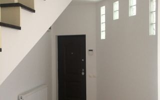 Vila 4 camere | Garaj | Curte 400 mp | zona Corbeanca - Tamas | - Poză 12
