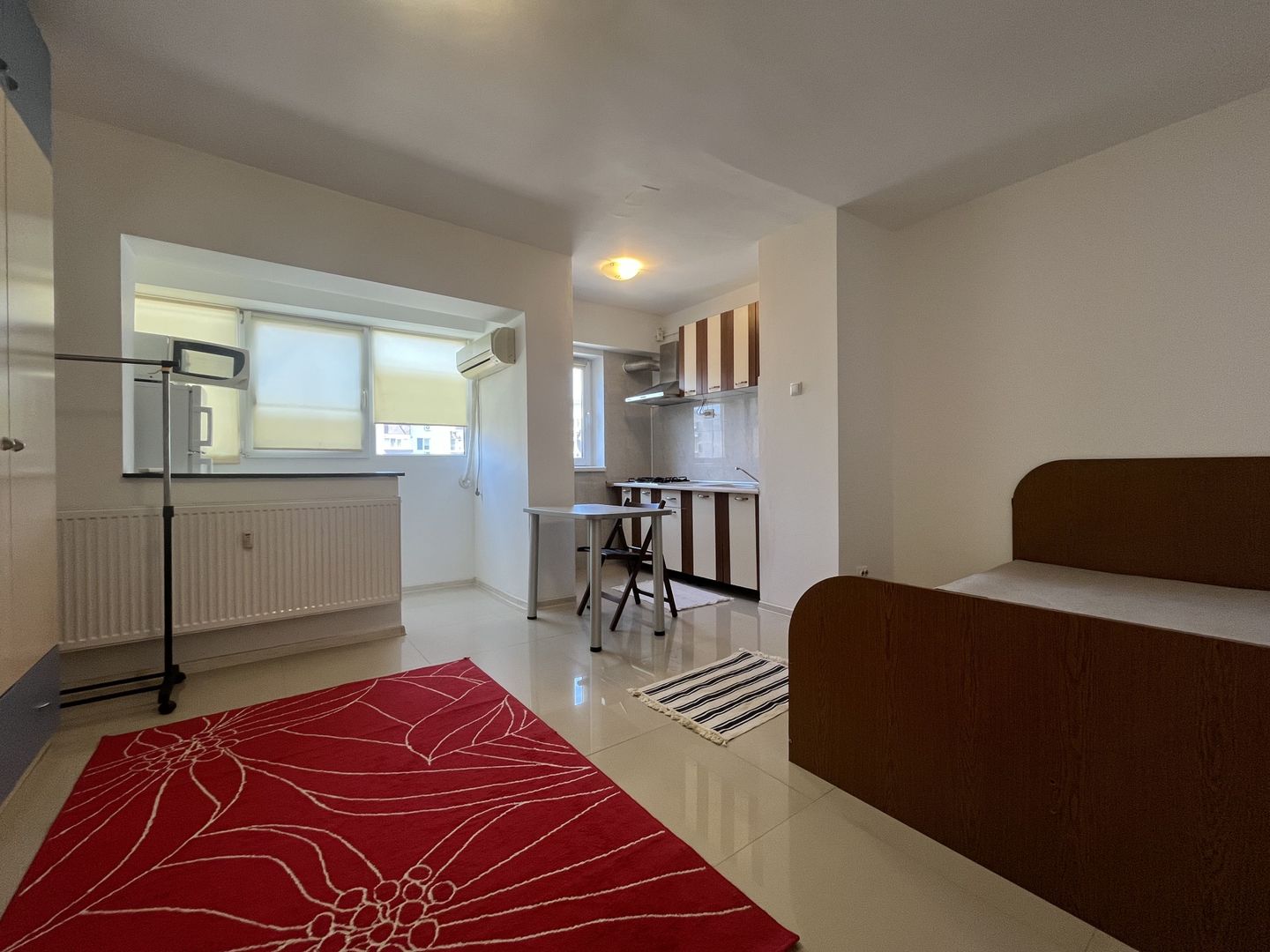 CRANGASI | Chirie Garsoniera | Metrou - Poză 1