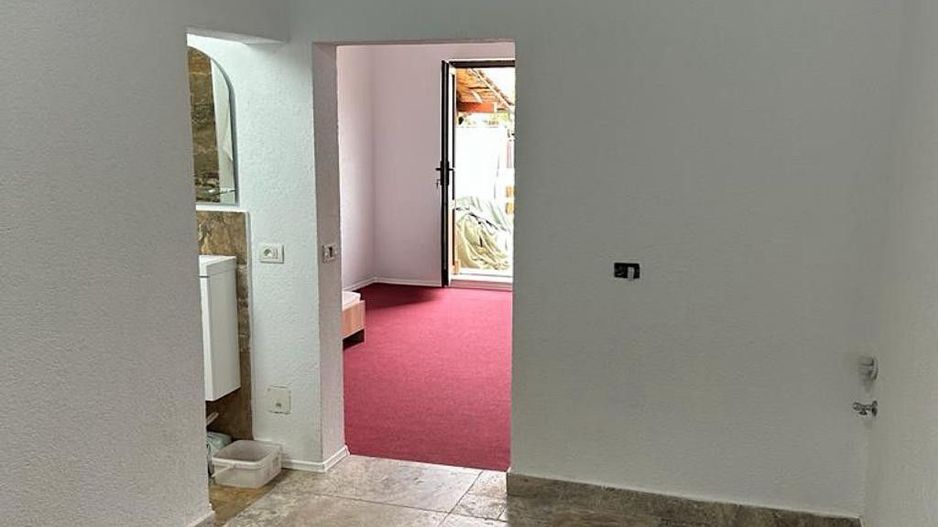 Apartament cu o camera, zona centrala comision 0% - Poză 4