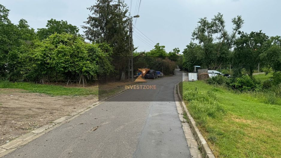 Teren intravilan Oradea str. Calea Adevărului - Poză 2