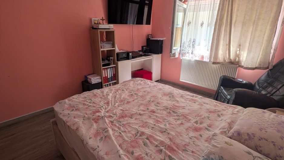 Apartament cu 2 camere decomandat de vânzare – Zona Stejarului - Poză 10