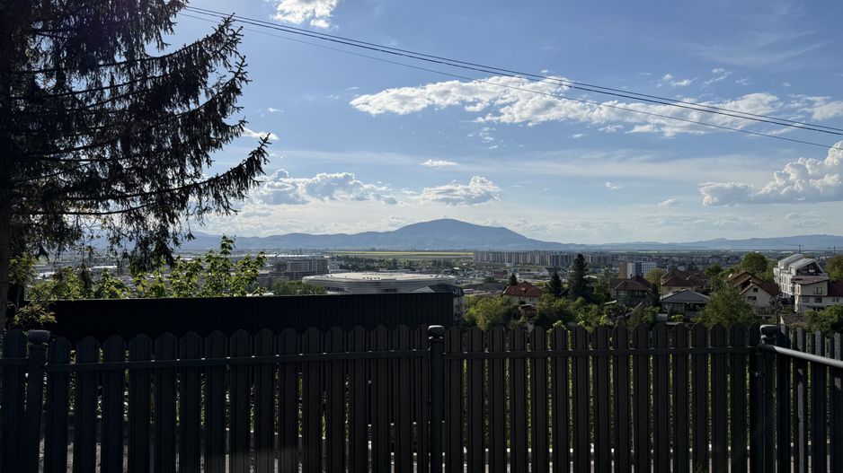 Apartament cu 2 camere in casa in Blumana, Brasov - Poză 4