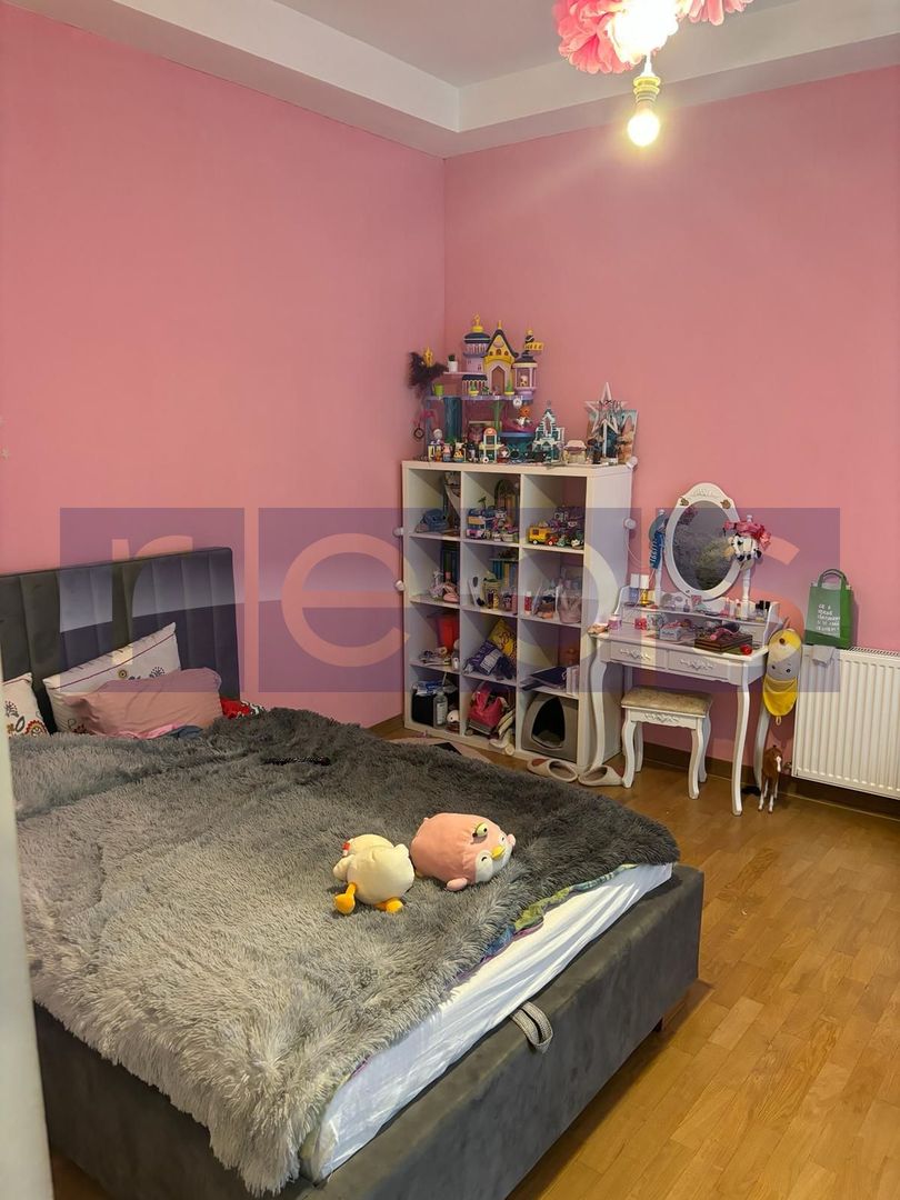 APARTAMENT DEOSEBIT DE VÂNZARE 5 CAMERE | VILA | ZONA CENTRALĂ - Poză 11