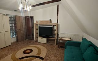 Vila cu 10 camere,pretabil compartimentare in 2 unitati separat,ASTRA. - Poză 22