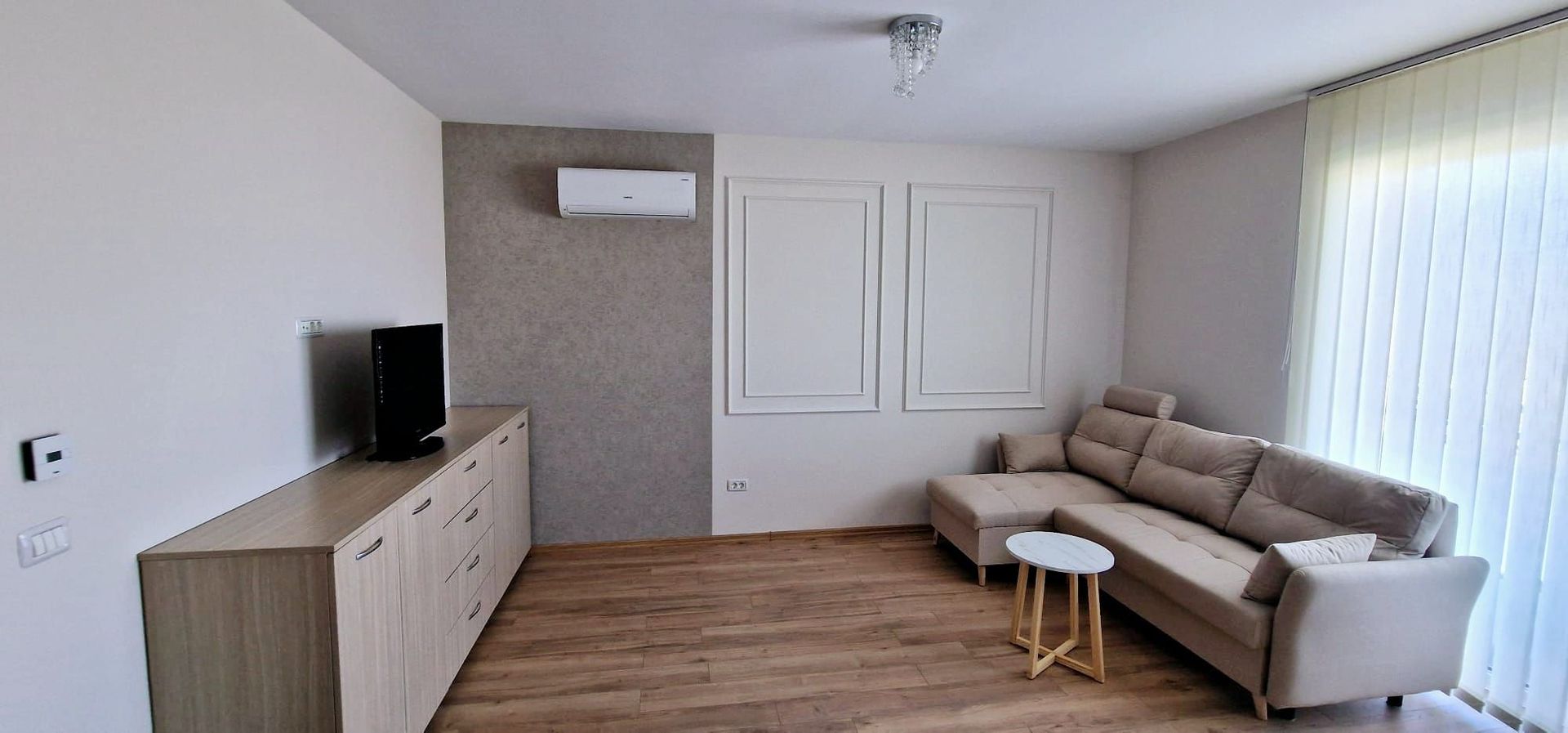 Giroc-Profi | 1 Camera | Mobilat si utilat | Loc de parcare | Prima inchiriere - Poză 1