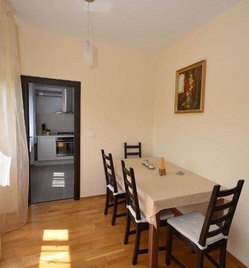 Închiriez apartament 3 camere cu acces la piscina Aleea Privighetorilor - Poză 10