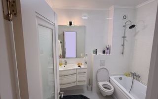 Apartament 3 camere, finisaje de lux, central, Florești, zona Eroilor. - Poză 7