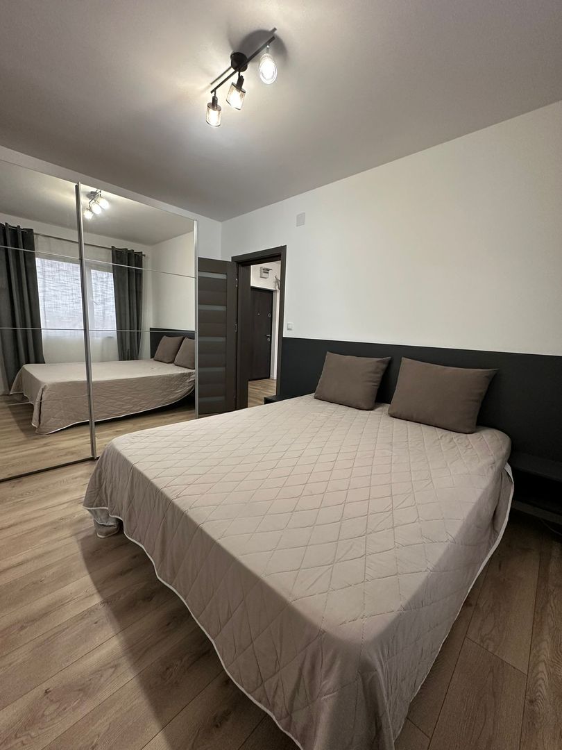 Apartament 4 camere,2băi,bloc NOU,1 parcare,zona 7 Noiembrie - Poză 2