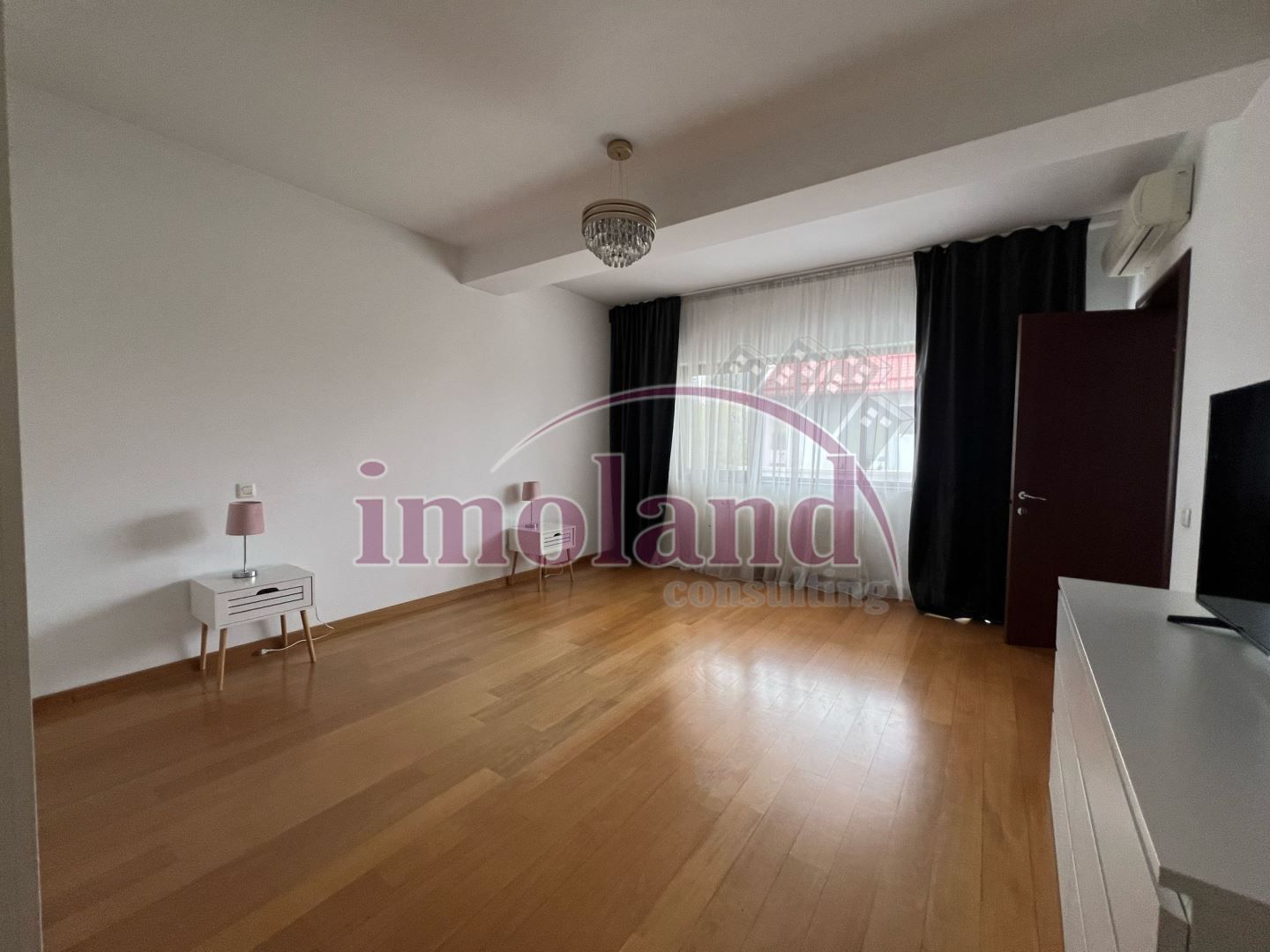 Inchiriere - vila - 5 camere | garaj | gradina proprie | Iancu Nicolae-Pipera - Poză 9