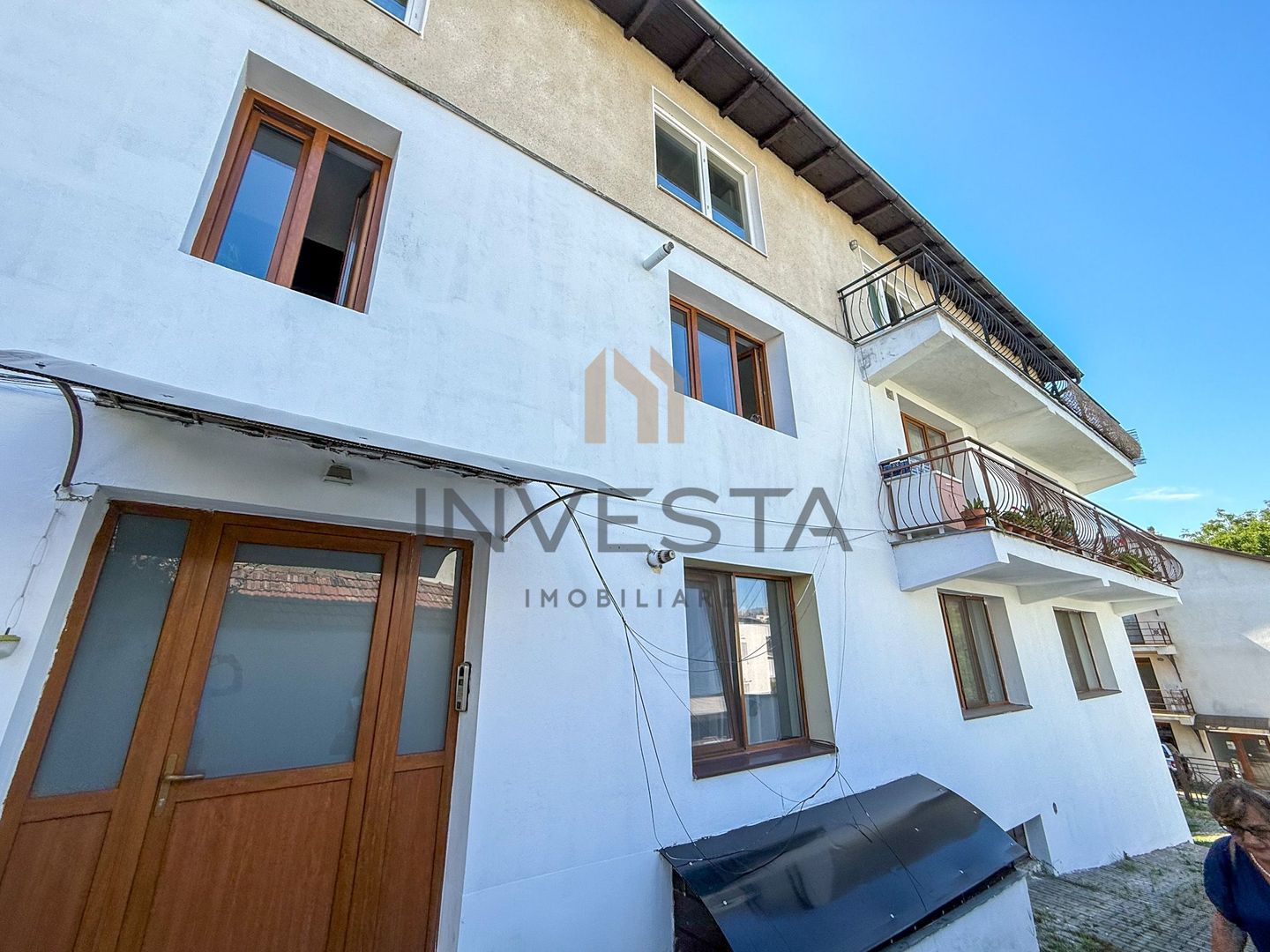 Apartament in vila, etajul 1, Zona Pasapoarte! Garaj inclus in pret! - Poză 10