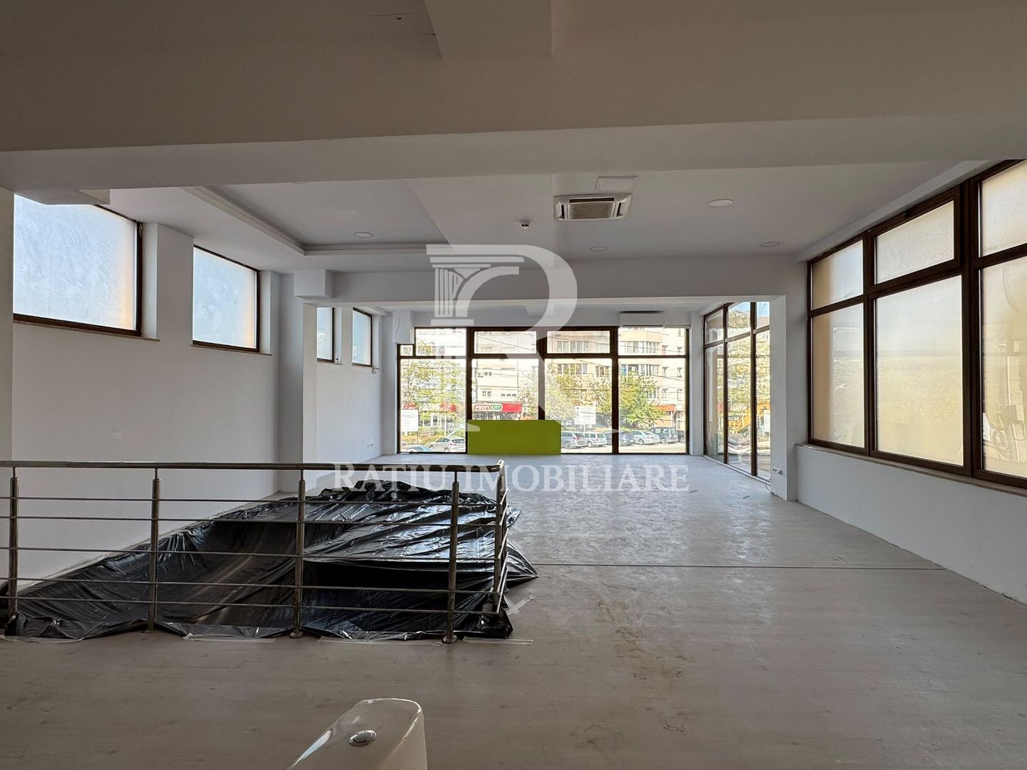 De inchiriat | Spatiu Comercial 150 MP | Iosia - Poză 1
