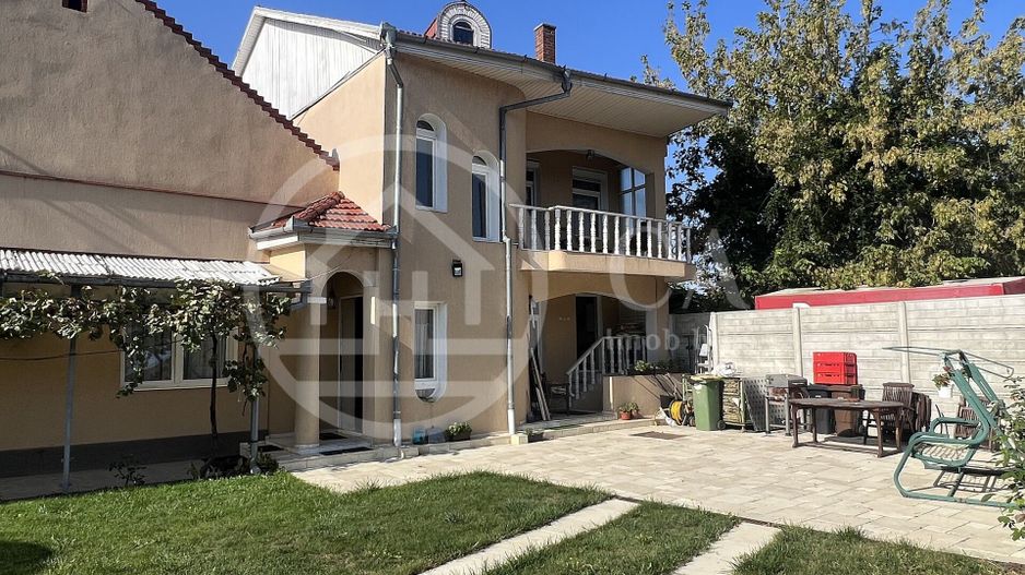 Casa cu 5 camere de inchiriat zona Centrala Oradea - Poză 2