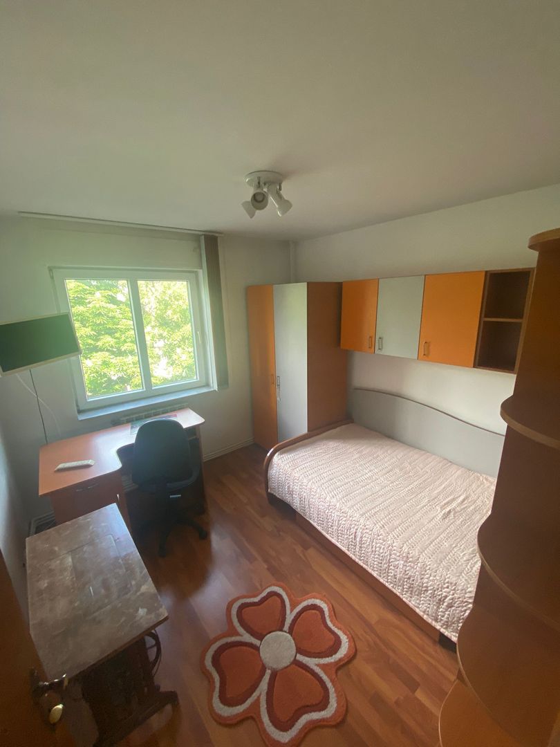 AP. 3 CAMERE - RAHOVA, CENTRALA PROPRIE, BUCATARIE INCHISA, PARCARE - Poză 5