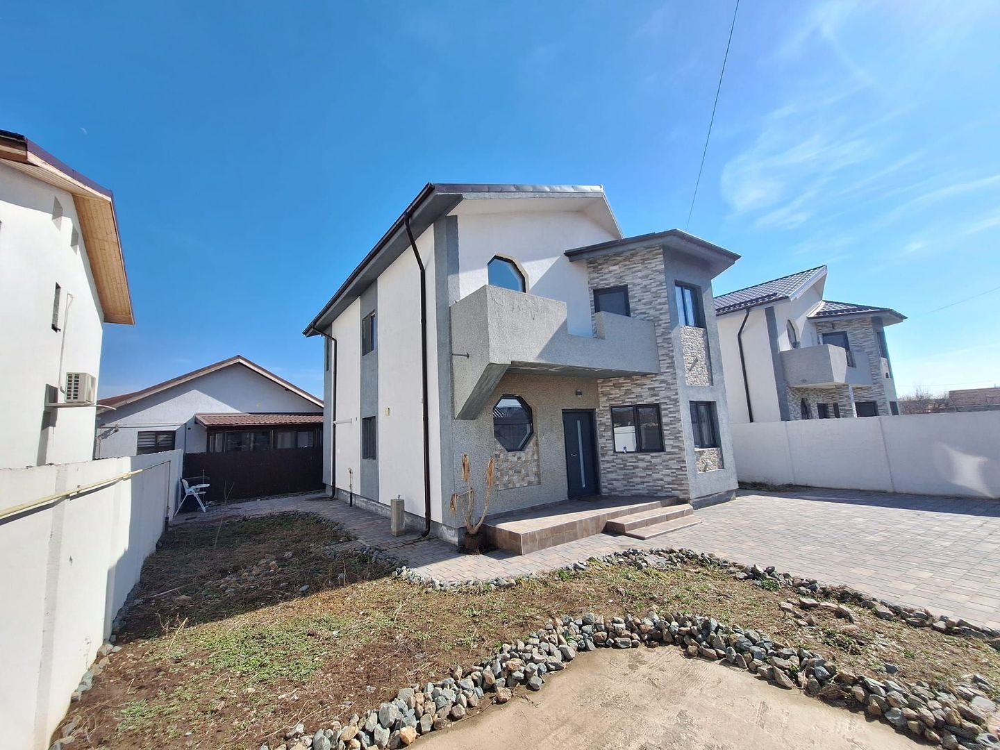 Vila Individuala Spatioasa  Parter+Etaj - LOT 266 mp - 3 Dormitoare - Poză 2