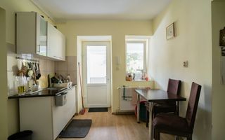 Casa individuala Sacele, 250 mp + 40 mp garaj + 556 mp curte - Poză 7