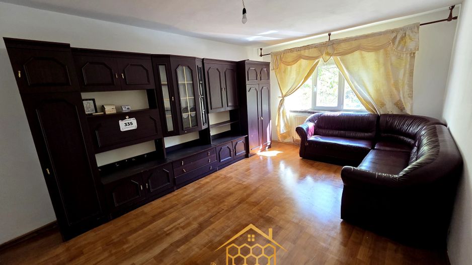 Apartament 3 Camere Decomandat - Spatios - in Zona 1 Mai - Poză 1