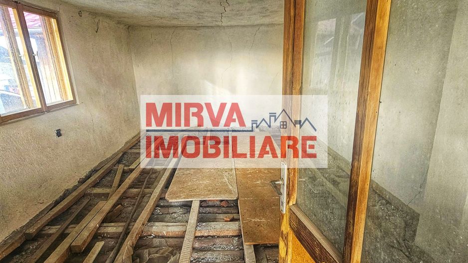 Exclusivitate! Casă cu teren generos în Sat Olteni, Com.Teișani - Poză 51