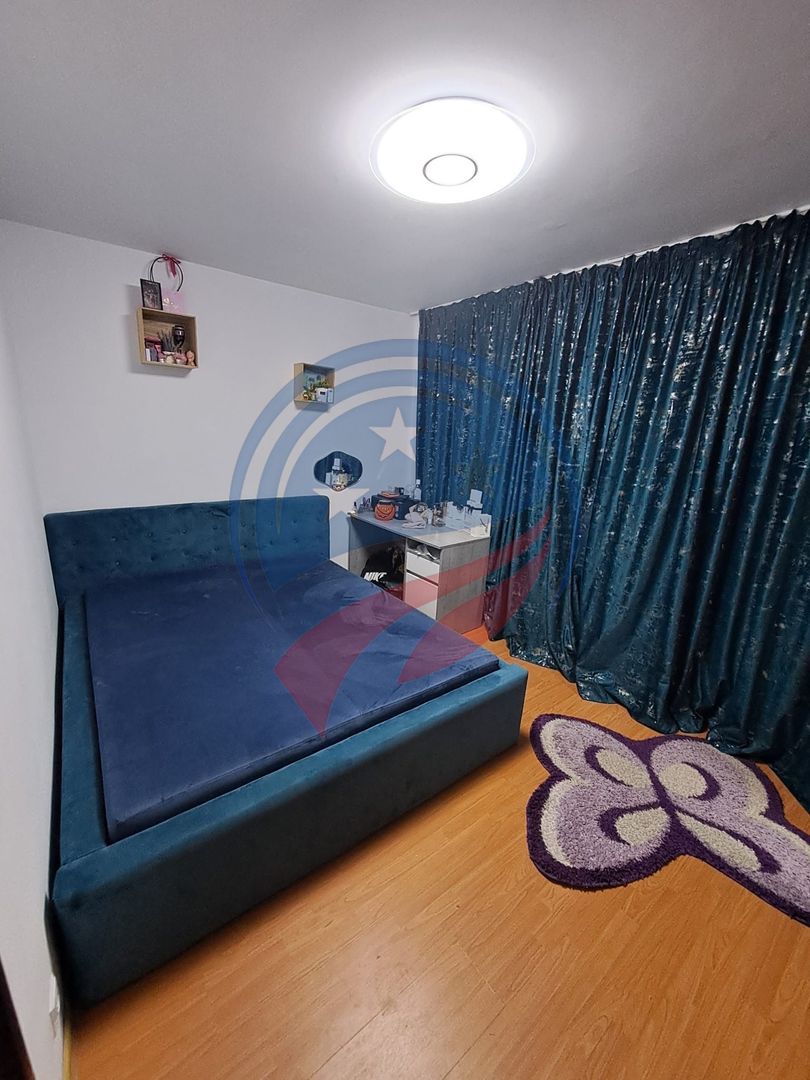 Apartament de vânzare Craiovita - Poză 1