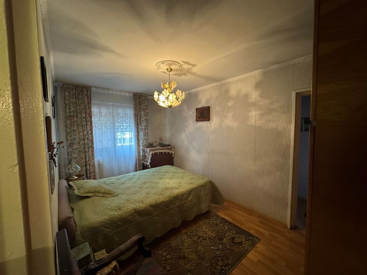 Apartament 3 camere de vanzare Drumul Taberei - Poză 10