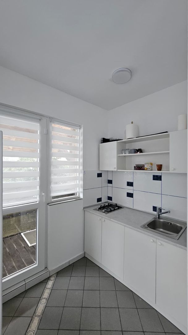 Apartament cu 3 camere la vila pe Bdul Victoriei Sibiu - Poză 4