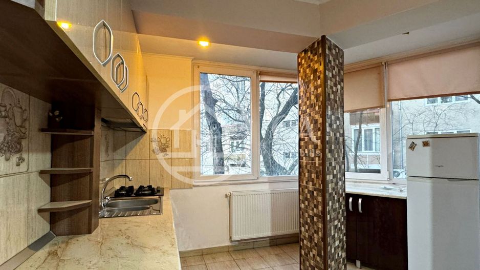 Apartament de vânzare cu 2 camere tip X în zona Nufărul, Oradea - Poză 3