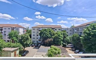 Apartament decomandat 3 camere - zona Torontalului - Poză 5