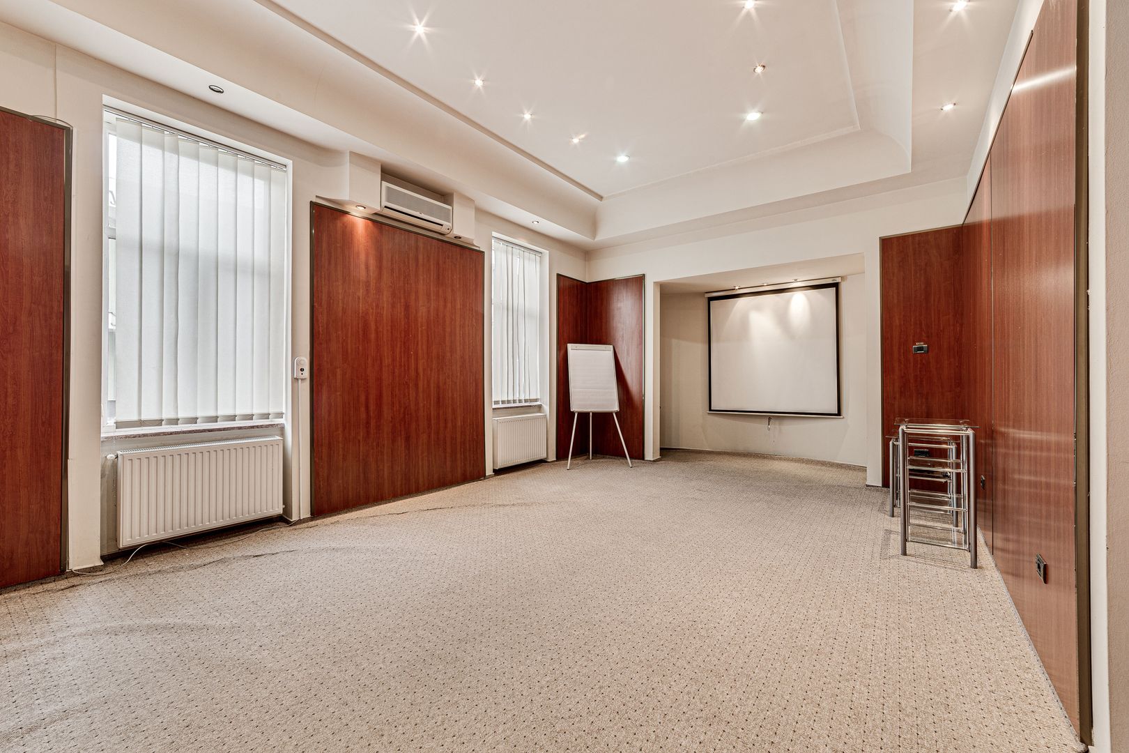 Spatii de birouri Ultracentral - Poză 1