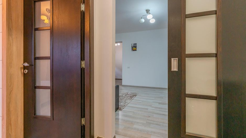 Apartament mobilat si cu loc de parcare - Poză 15