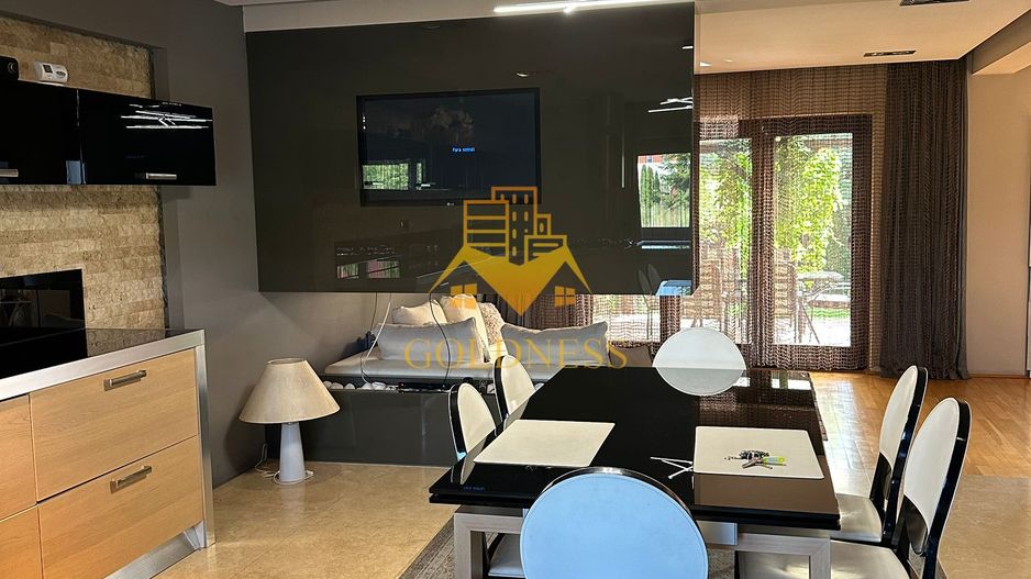 Casă de închiriat premium, terasă, Jacuzzi, Zona Centrală, Pța. Unirii - Poză 8
