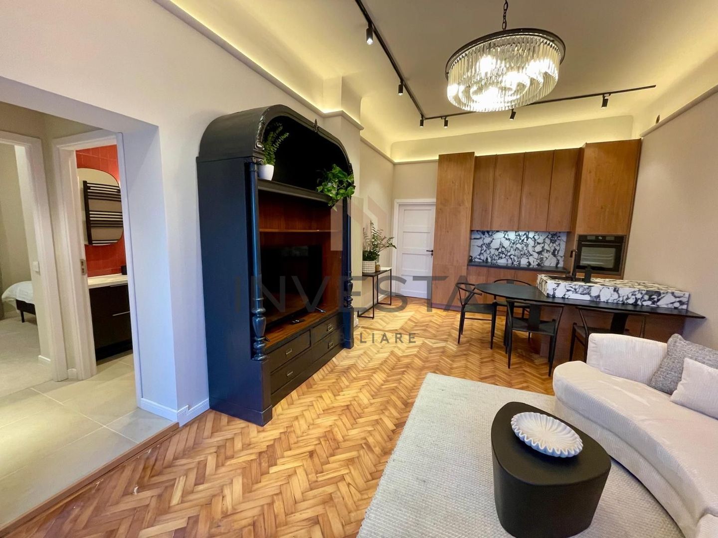 Apartament 3 camere finist la cheie zona Centrala! - Poză 5