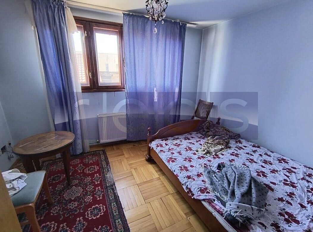 VANZARE CASA P+2 | SINGURA IN CURTE | ZONA PARCUL CAROL - Poză 1