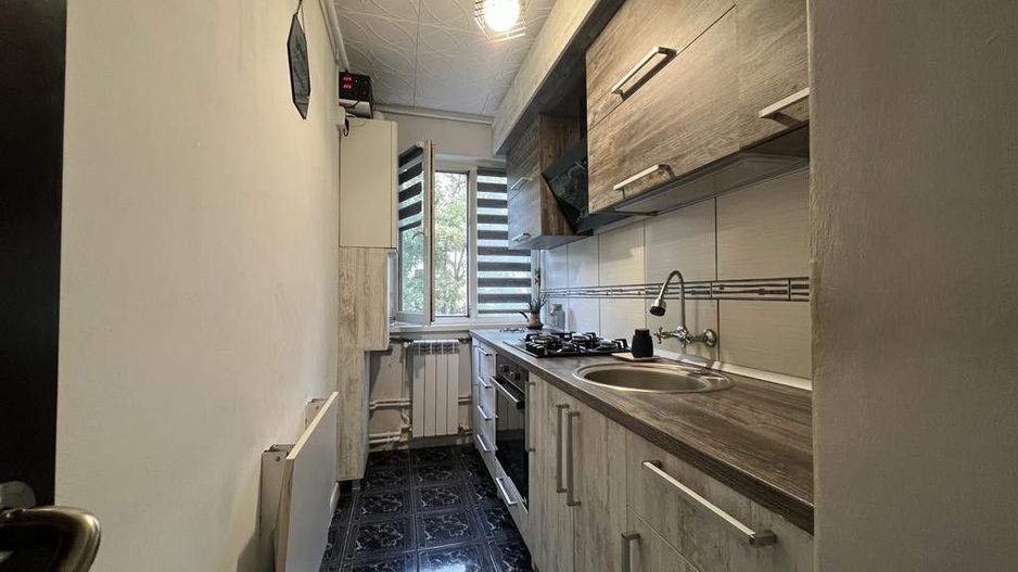 KM 4-5 - Apartament cu 3 camere situat la etajul 3 - Poză 11