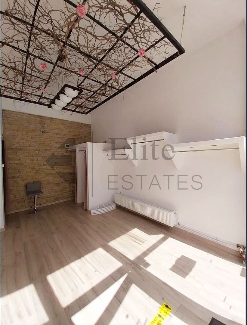 Spatiu comercial ultracentral de inchiriat langa strada Republici - Poză 2