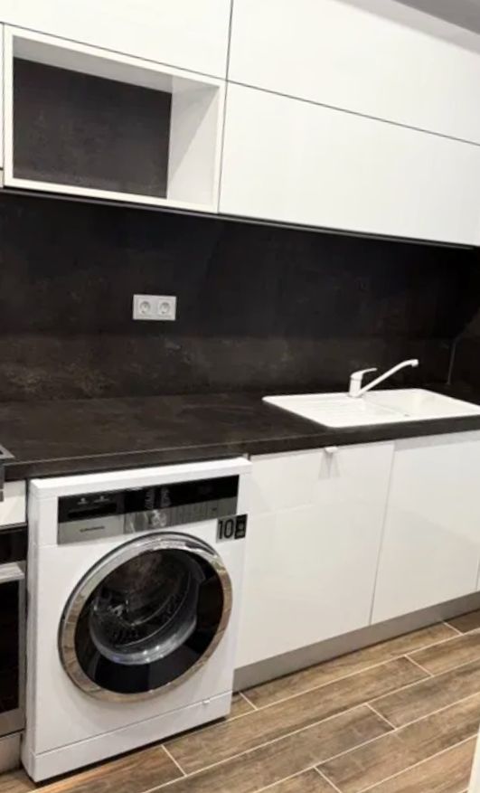 Apartament 3 camere ultra-modern complet utilat în bloc de lux - Poză 4