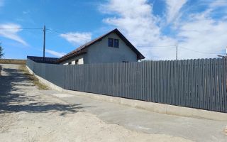 Casă de vânzare - Holboca  Strada Curcubeului nr 58 - Poză 2