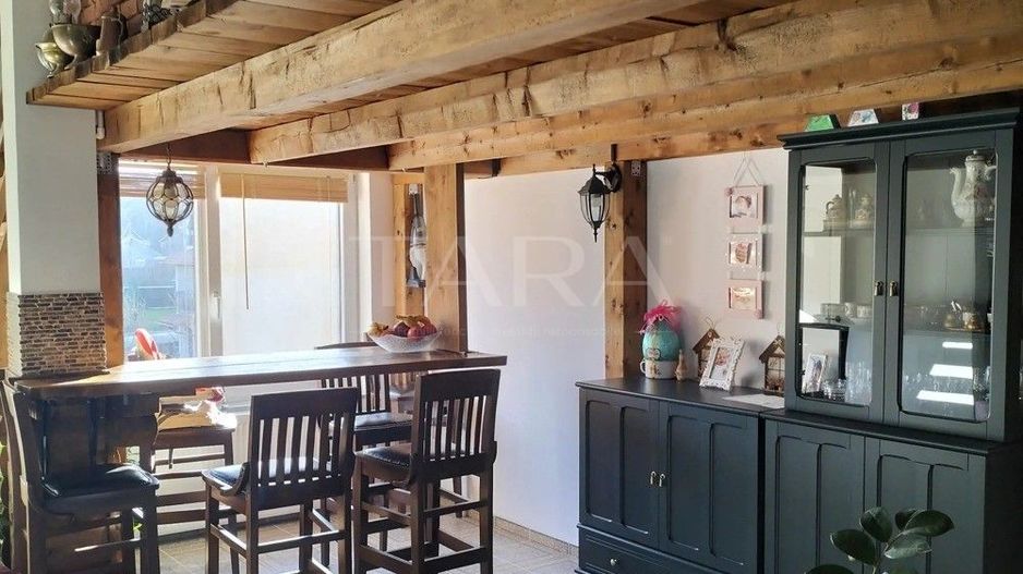 Apartament 4 camere, Floresti, zona Parc Poligon. - Poză 2