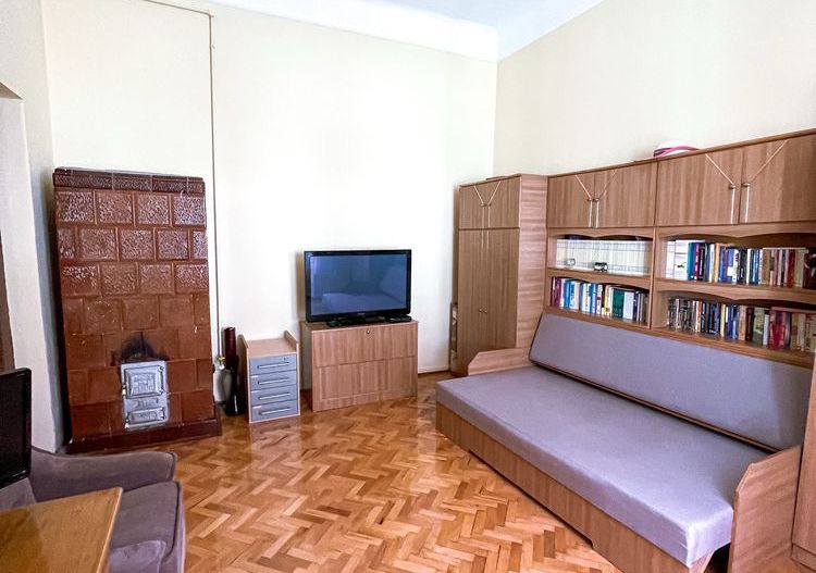 BRASADAS vinde ap 2 cam în Centrul Vechi al oraşului Satu Mare - Poză 6