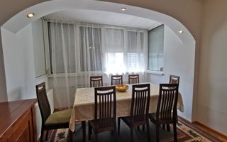 De închiriat apartament cu 4 camere, Bd. Decebal - Poză 10
