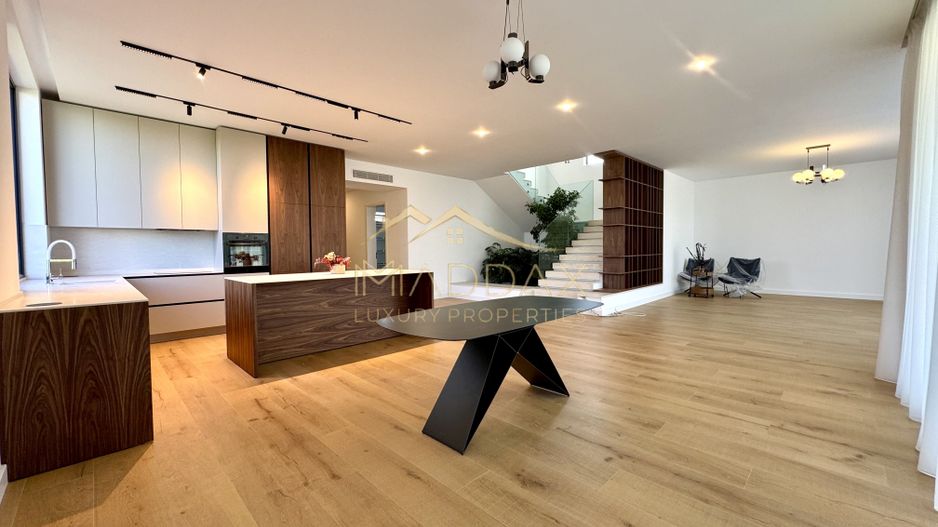 Vila Exclusivista in Mijlocul Naturii *959mp teren*/ 420mpc / Balotesti - Poză 1