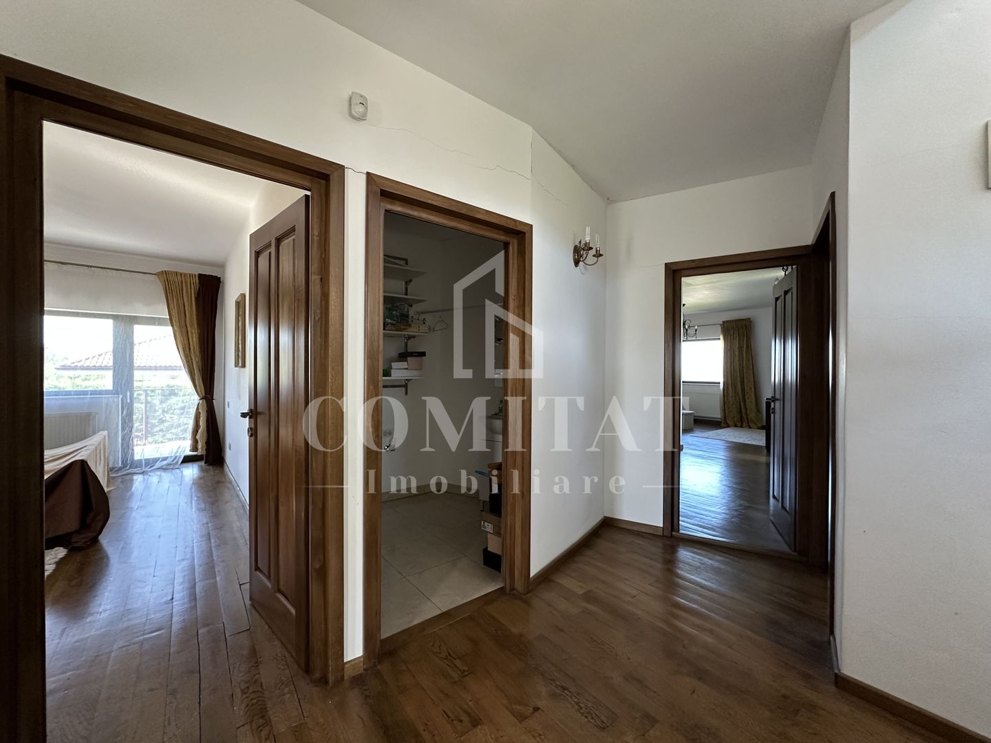 Casa Individuala cu 4 dormitoare | Drum Privat | Cartier Europa - Poză 11