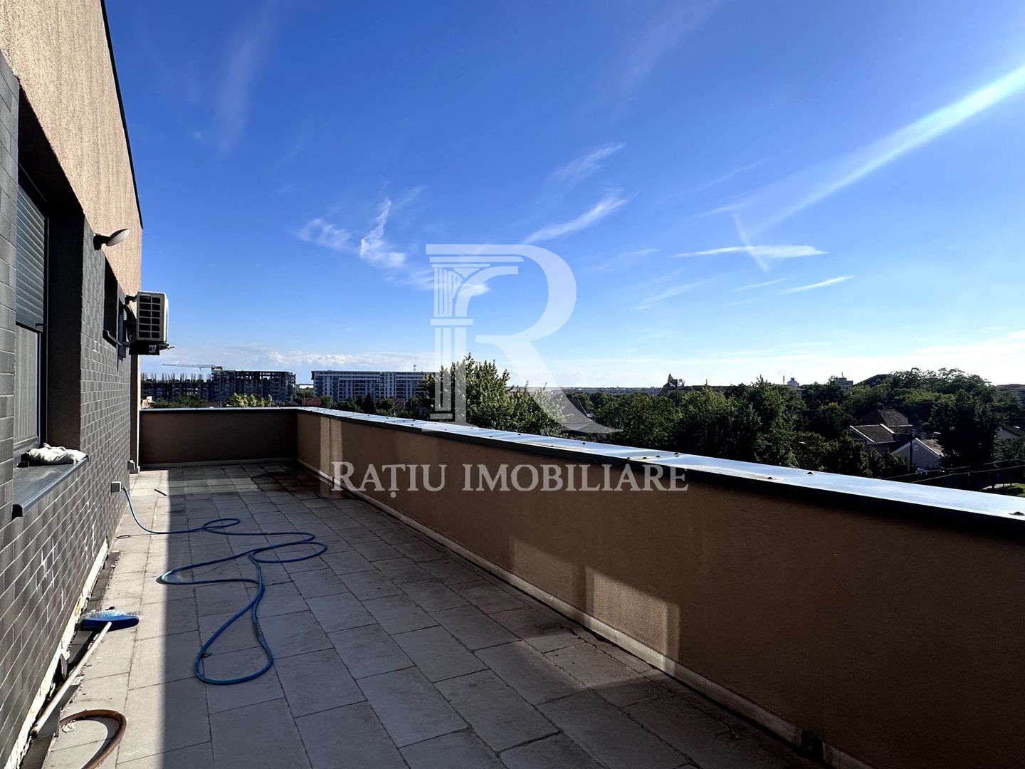 Apartament cu 3 camere de închiriat | Terasa de 33 mp | Calea Aradului - Poză 19