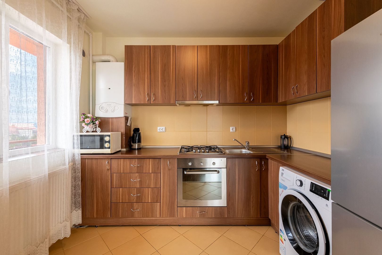 zona Europa - 2 camere luminos, etaj 1 - Poză 9